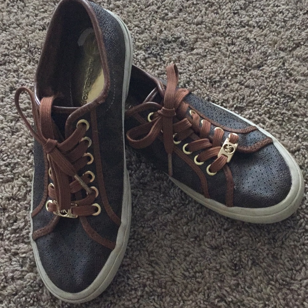 Michael Kors Women’s Sneaker Shoes Size 7